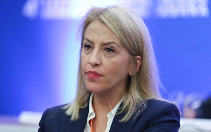 Μας κάνουν πλάκα τώρα; Το βίντεο της Ρένας Δούρου με τα αντιπλημμυρικά έργα